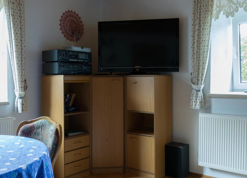 Ganhoer- Fam. Kaar Wintersdorf Room photo